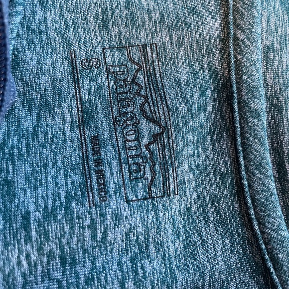 Patagonia light weight full zip Yoga Jacket - Picture 3 of 6